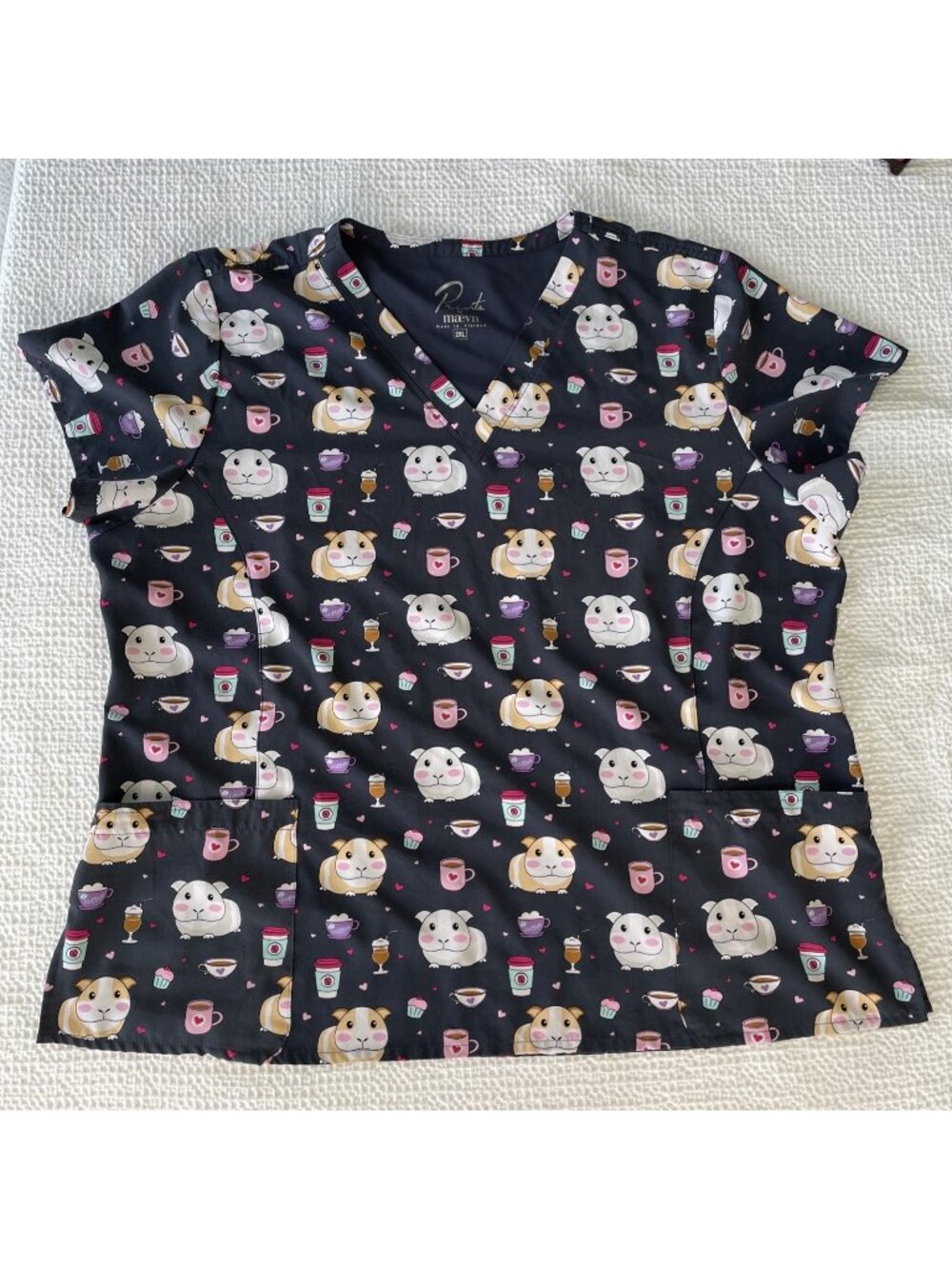Prints By Maevn Women's Scrub Top 2XL / XXL coffee guinea pig hamster